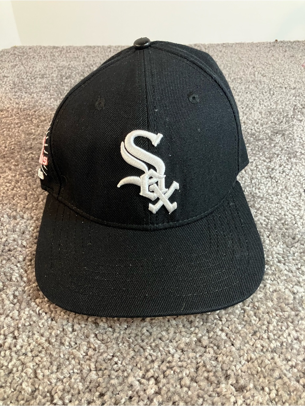 Chicago White Sox MLB Black 2005 World Series SnapBack Hat Cap-Pink Lining